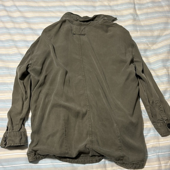 Button down Jacket - Picture 2 of 2